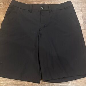 lululemon athletica Men's Black Flat Front Shorts